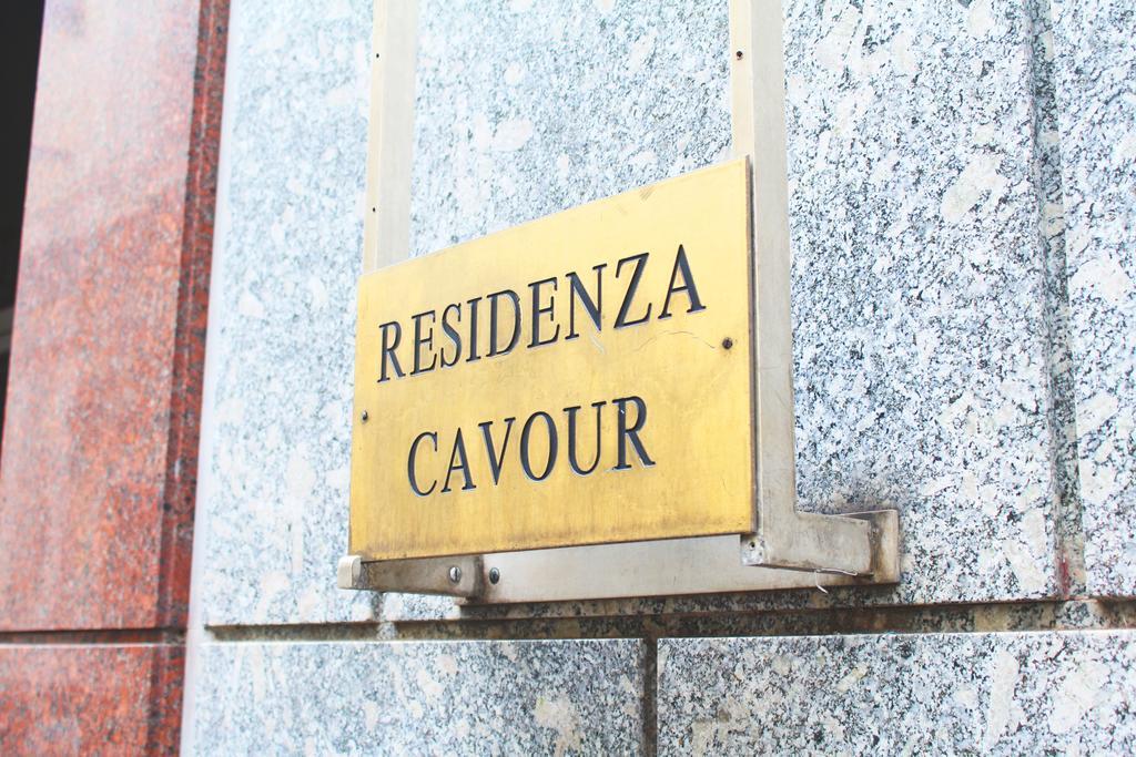 Residenza Cavour Aparthotel Парма Екстериор снимка